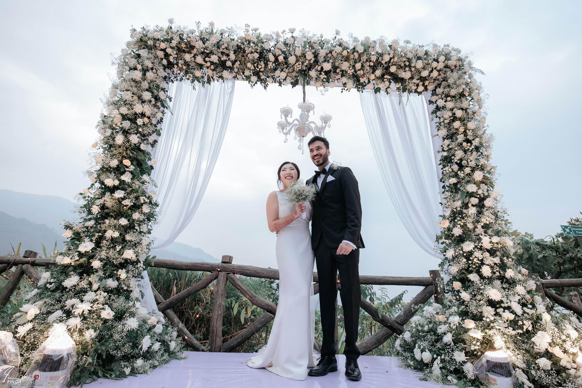G-B-WhiteWedding2–261-